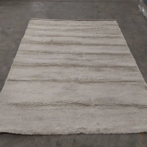QUALITY DESIGNER AREA RUG - APPROXIMATELY 285 x 200cm