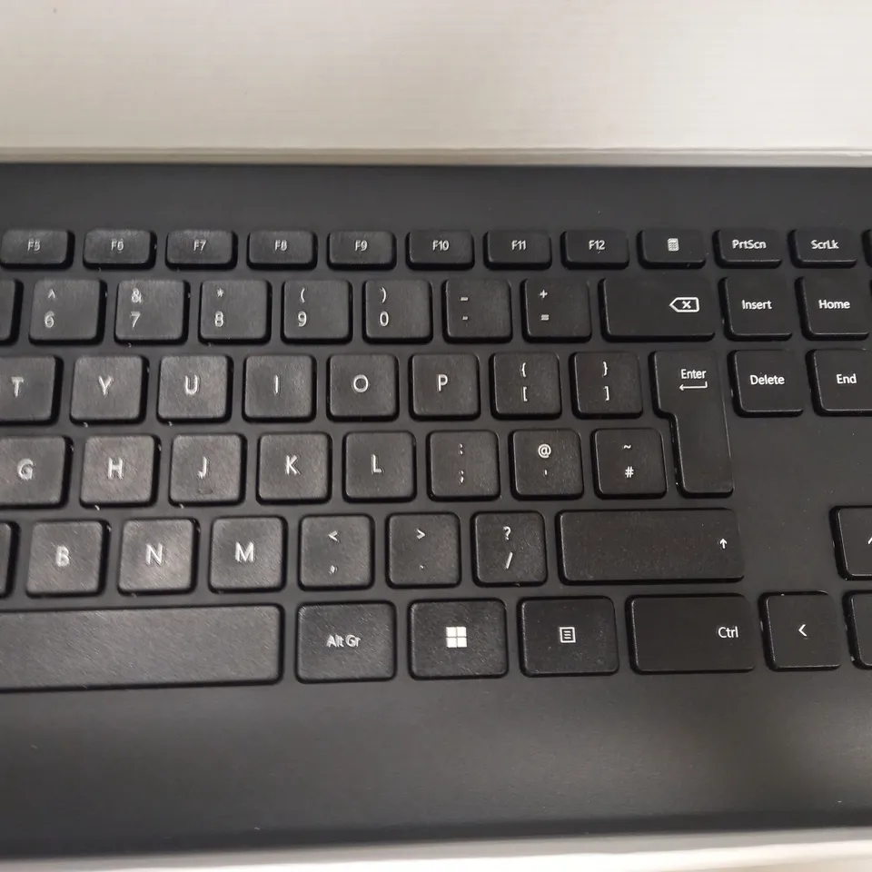 MICROSOFT WIRELESS 900 KEYBOARD 
