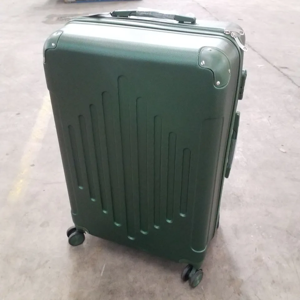 BOXED FCH 3PC HARD SHELL TRAVEL SUITCASES - DARK GREEN