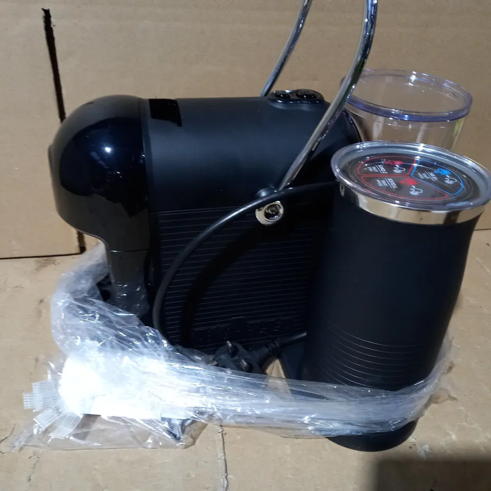 LAVAZZA COFFEE MACHINE