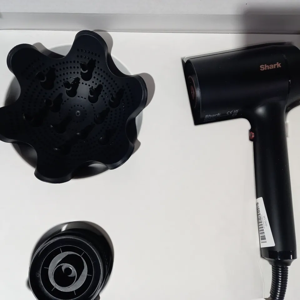 SHARK STYLE IQ IONIC HAIR DRYER & STYLER W/ ACCESSORIES