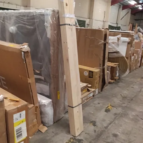 WOODEN PLANKS 