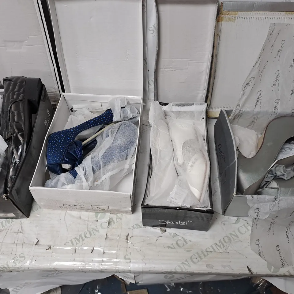 APPROXIMATELY 10 PAIRS OF ASSORTED BOXED AND UNBOXED SHOES TO INCLUDE SANDALS, AND TRAINERS 