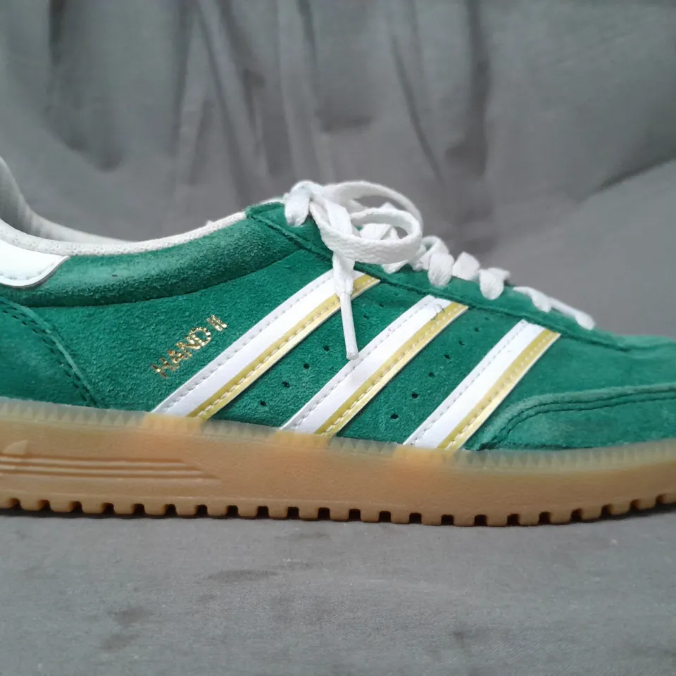 BOXED PAIR OF ADIDAS HAND 2 SHOES IN GREEN/WHITE/GOLD UK SIZE 6