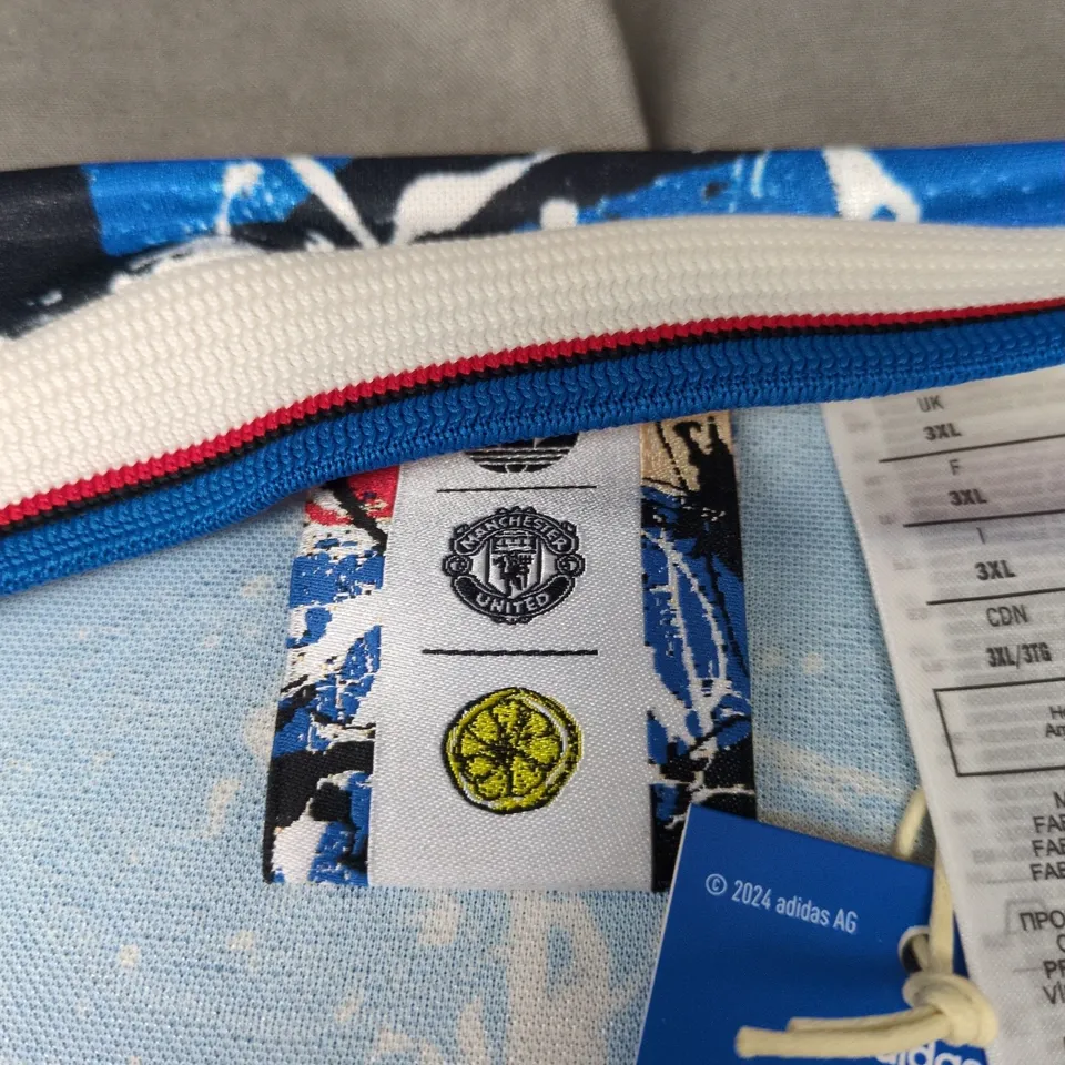 MANCHESTER UNITED ADIDAS STONE ROSES 3XL SHIRT WITH TAGS