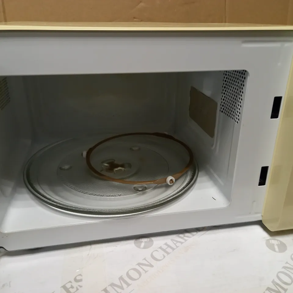 SWAN RETRO 800W MICROWAVE - CREAM