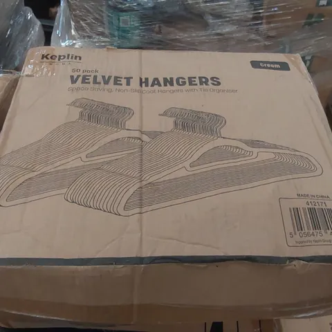 BOX OF APPROXIMATELY 50 KEPLIN BLACK VELVET CLOTHES HANGERS 