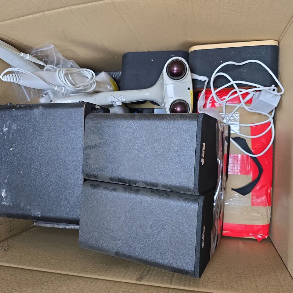 BOX OF APPROXIMATELY 6 ASSORTED ITEMS TO INCLUDE - HOMEDICS HANDHELD MASSAGER , MARLEY SPEAKER ETC