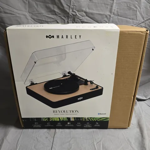 MARLEY REVOLUTION BLUETOOTH TURNTABLE – WOOD FINISH WITH DUST COVER