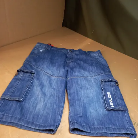 KRUZE DENIM SHORTS SIZE 38