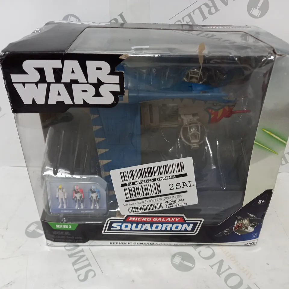 BOXED STAR WARS - DELUXE VEHICLE TOY RRP £29.99