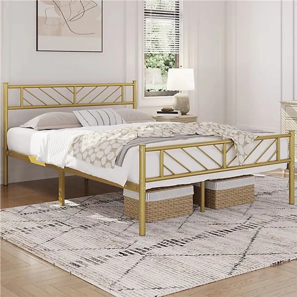BOXED YAHEETECH METAL BED FRAME WITH ARROW DESIGN HEADBOARD AND FOOTBOARD//SIZE: DOUBLE - ANTIQUE GOLD (1 BOX)