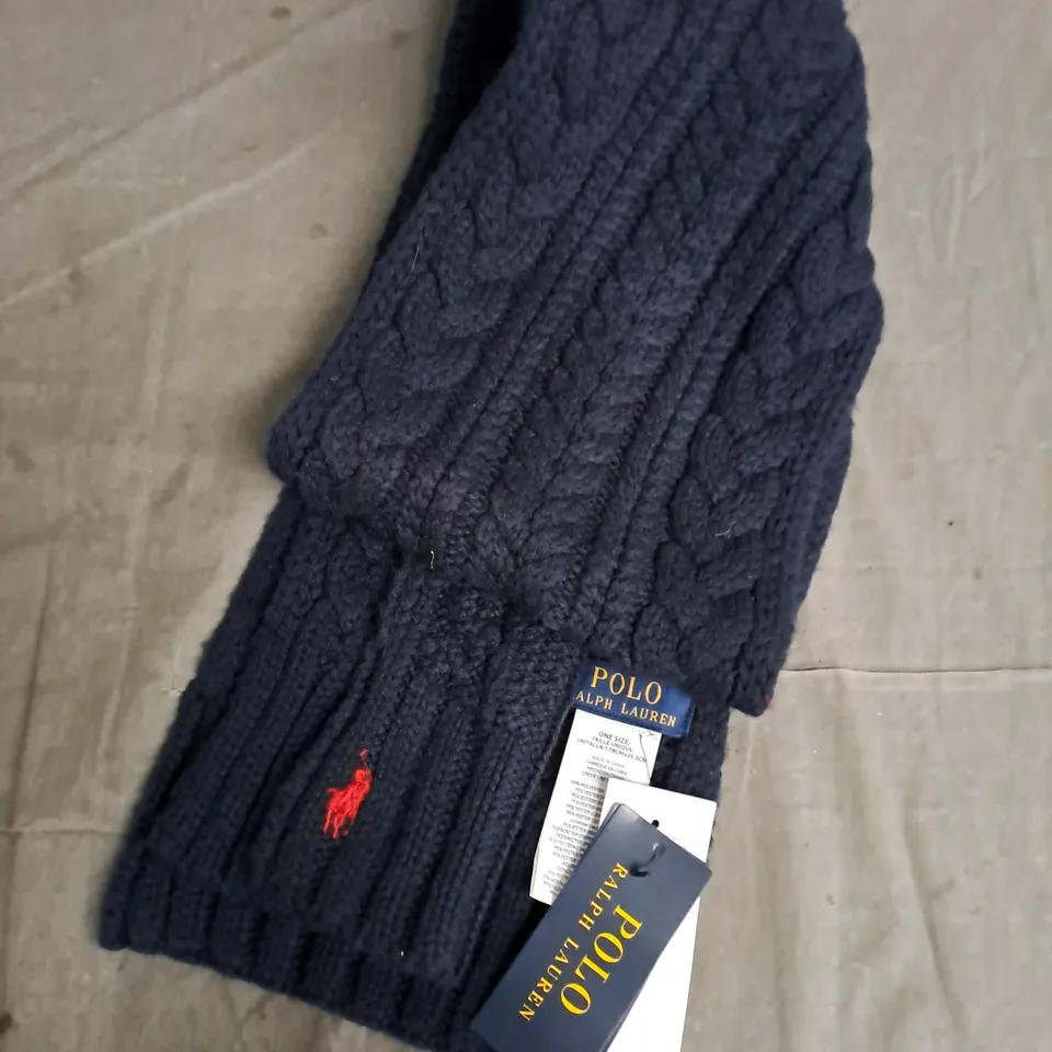 POLO RALPH LAUREN RECYCLED CABLE SCARF IN NAVY