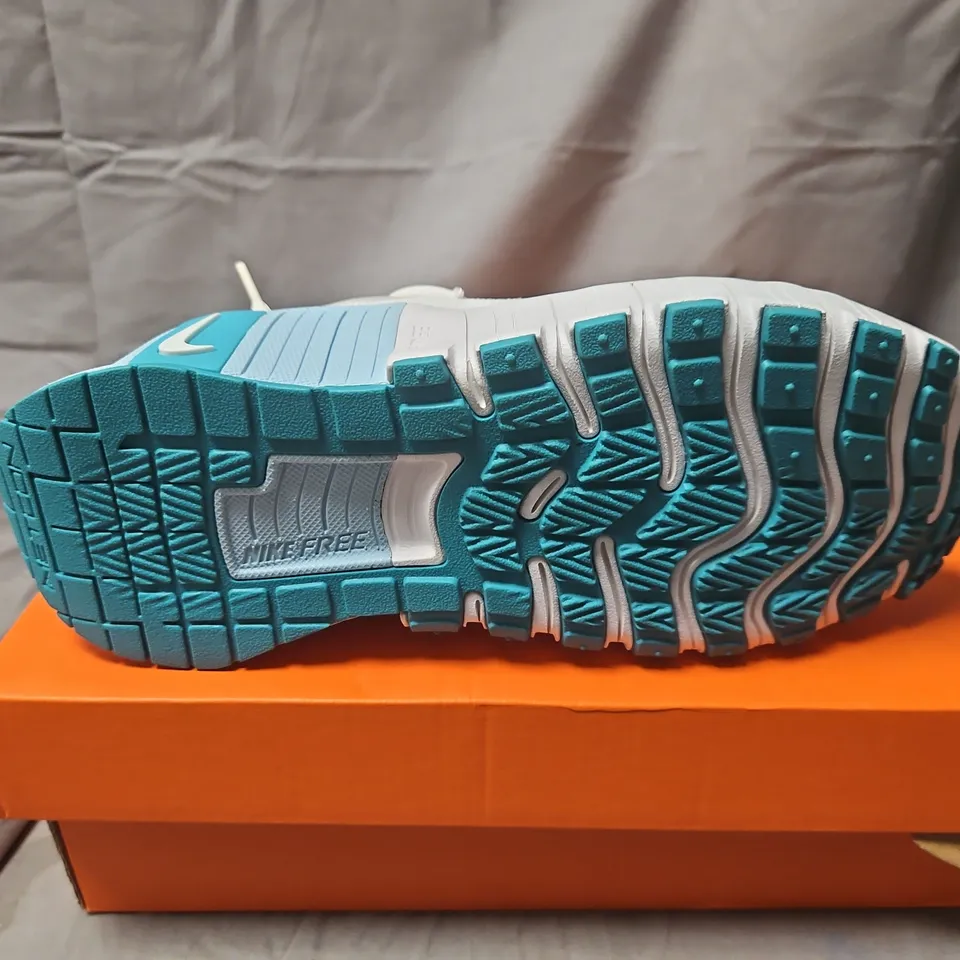 BOXED NIKE FREE METCON 6 SHOES – WHITE/DUSTY CACTUS, UK 4 (US 6.5) WOMEN'S