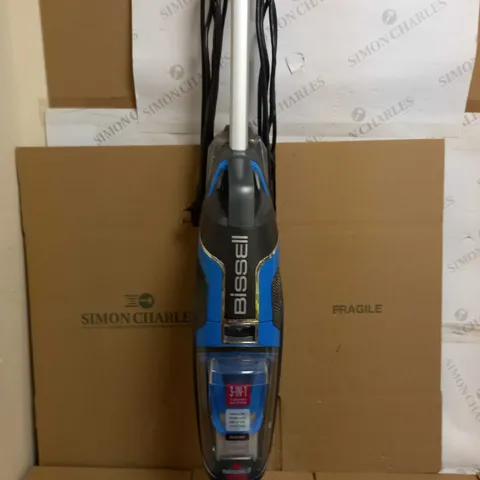 BISSELL WASH AND DRY VACUUM CLEANER