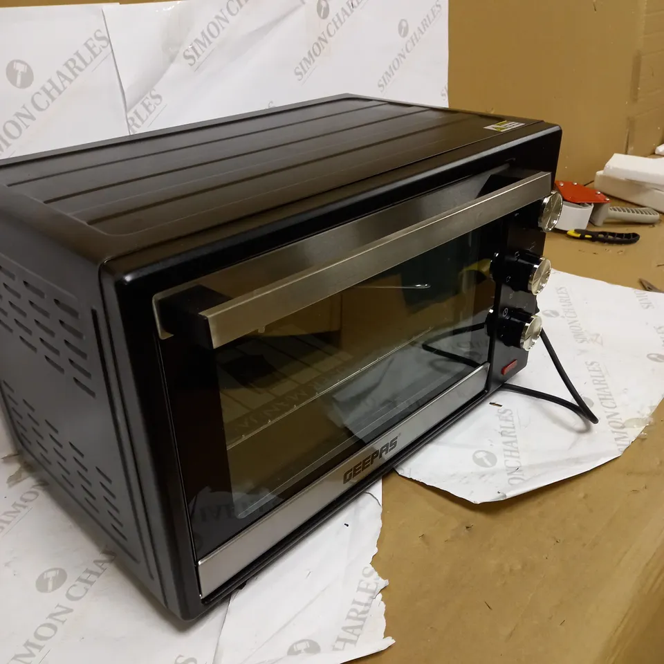 GEEPAS ELECTRIC OVEN
