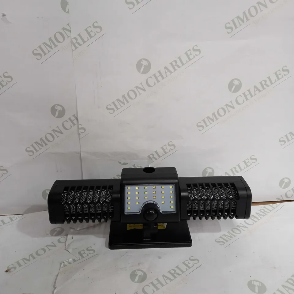 BELL & HOWELL MONSTER SOLAR ZAPPER