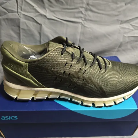 BOXED PAIR OF ASICS GEL-QUANUM 360 4 TRAINERS - UK SIZE 10