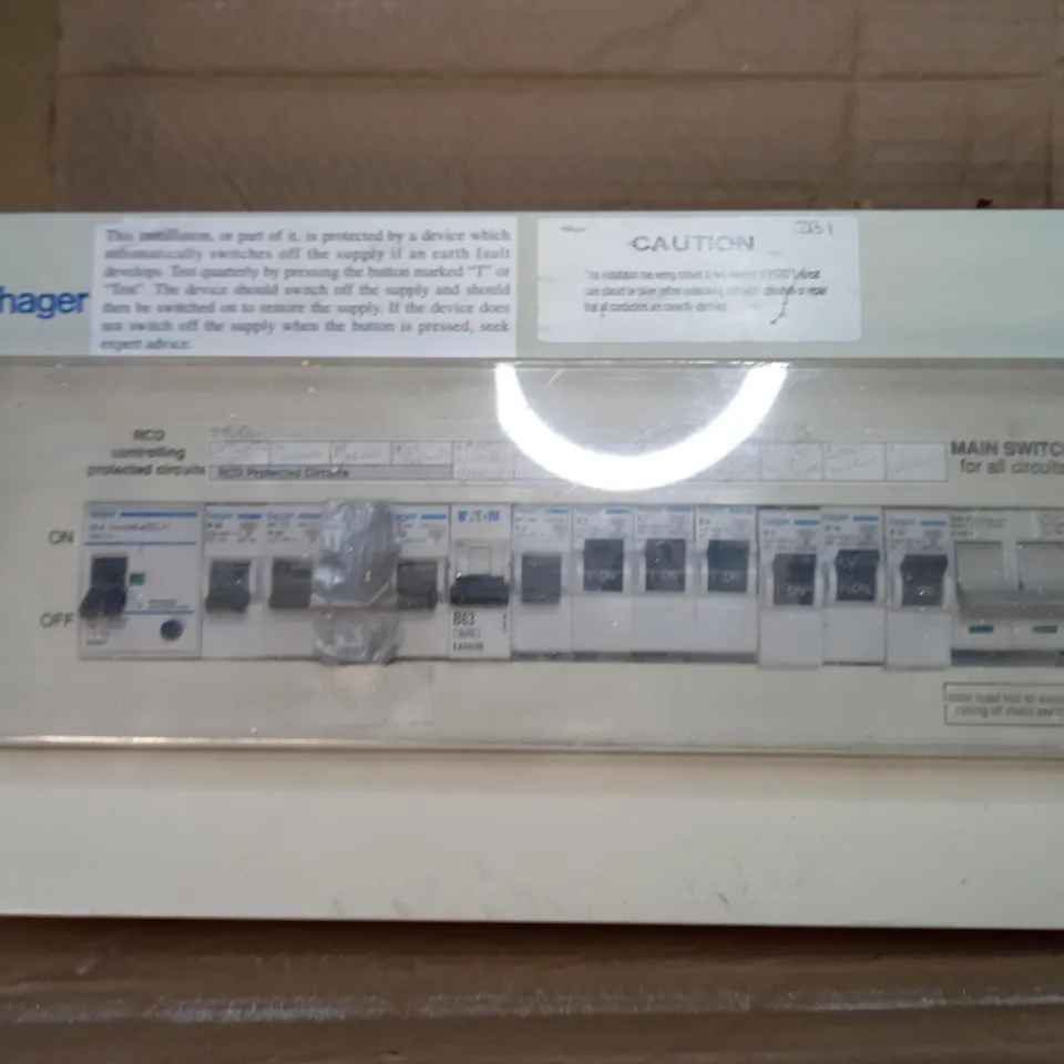 HAGER DESIGN SWITCHED CONSUMER UNIT 