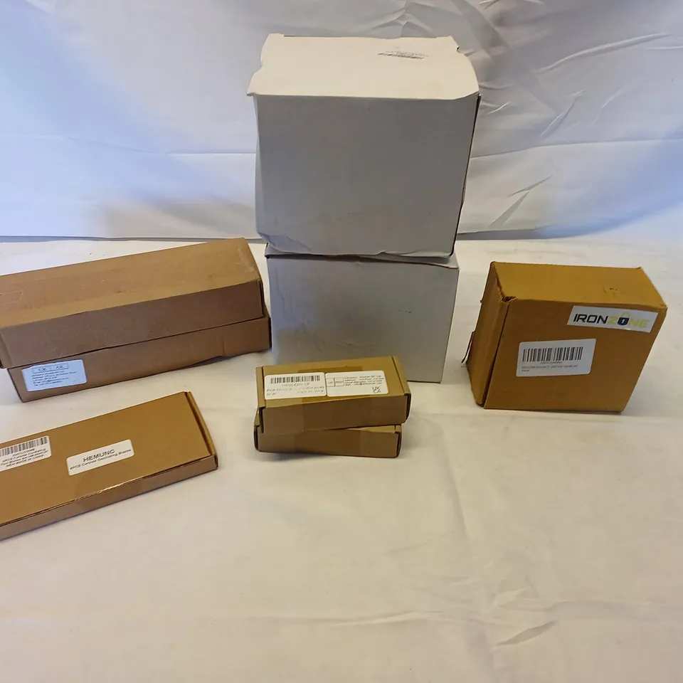 APPROXIMATELY 8 ASSORTED BRAND NEW BOXED PRODUCTS TO INCLUDE;