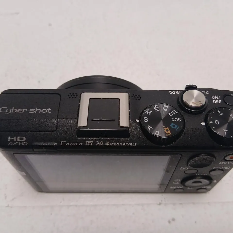 SONY CYBER-SHOT DSC-HX60 DIGITAL STILL CAMERA