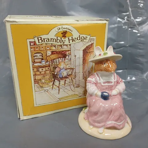 BOXED BRAMBLY HEDGE BY ROYAL DOULTON DECORATIVE ORNAMENT