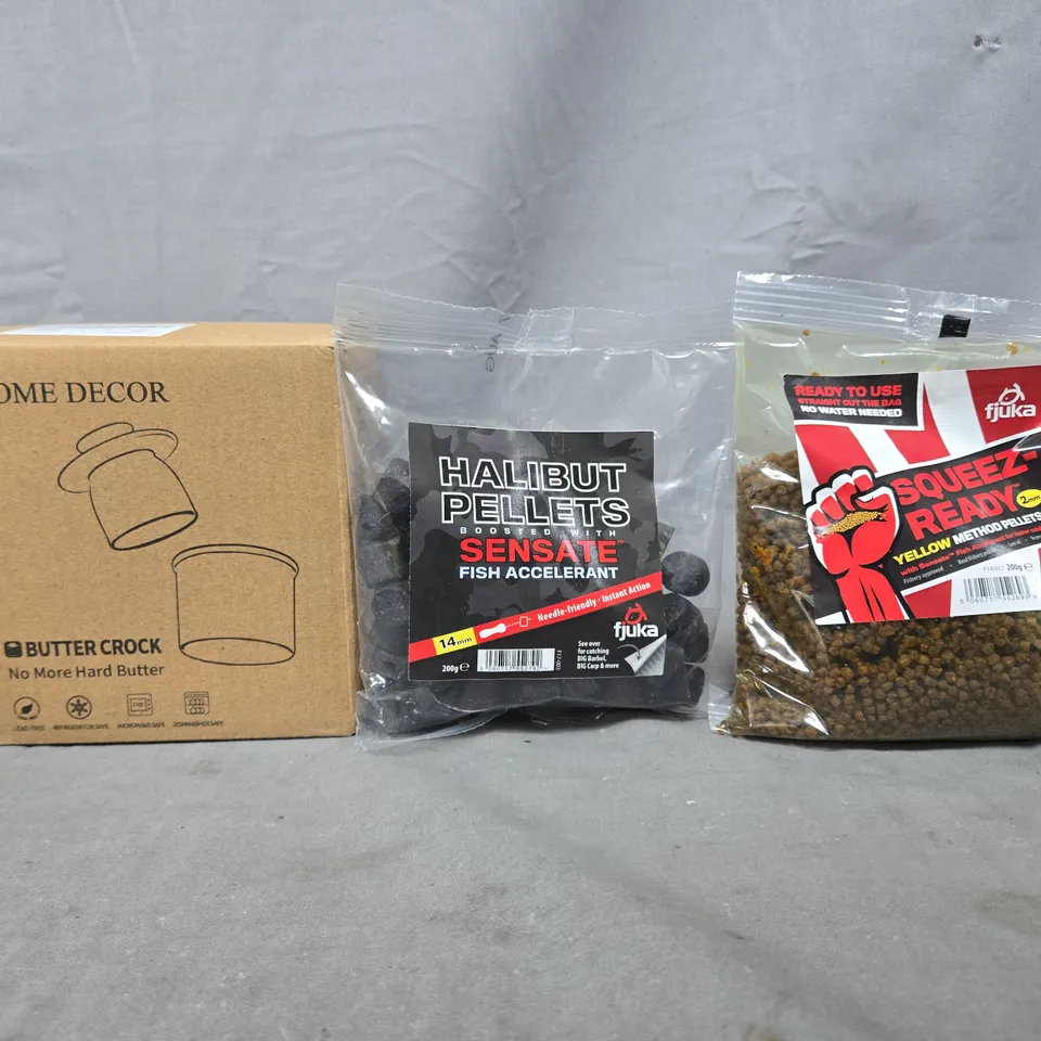 APPROXIMATELY 8 ASSORTED HOUSEHOLD ITEMS TO INCLUDE HALIBUT BUTTER CROCK, ETC