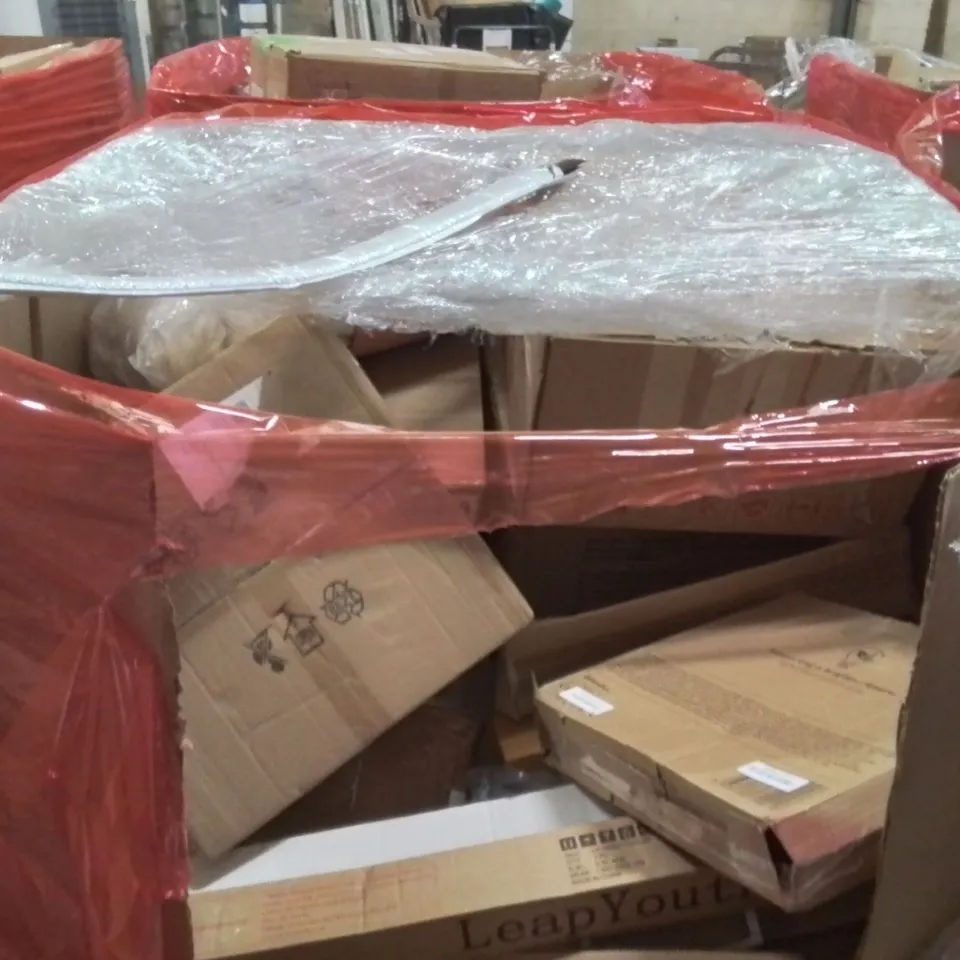 PALLET OF ASSORTED HOUSEHOLD GOODS AND PRODUCTS TO INCLUDE;RUG,AUDIO TURNTABLE,DESK 