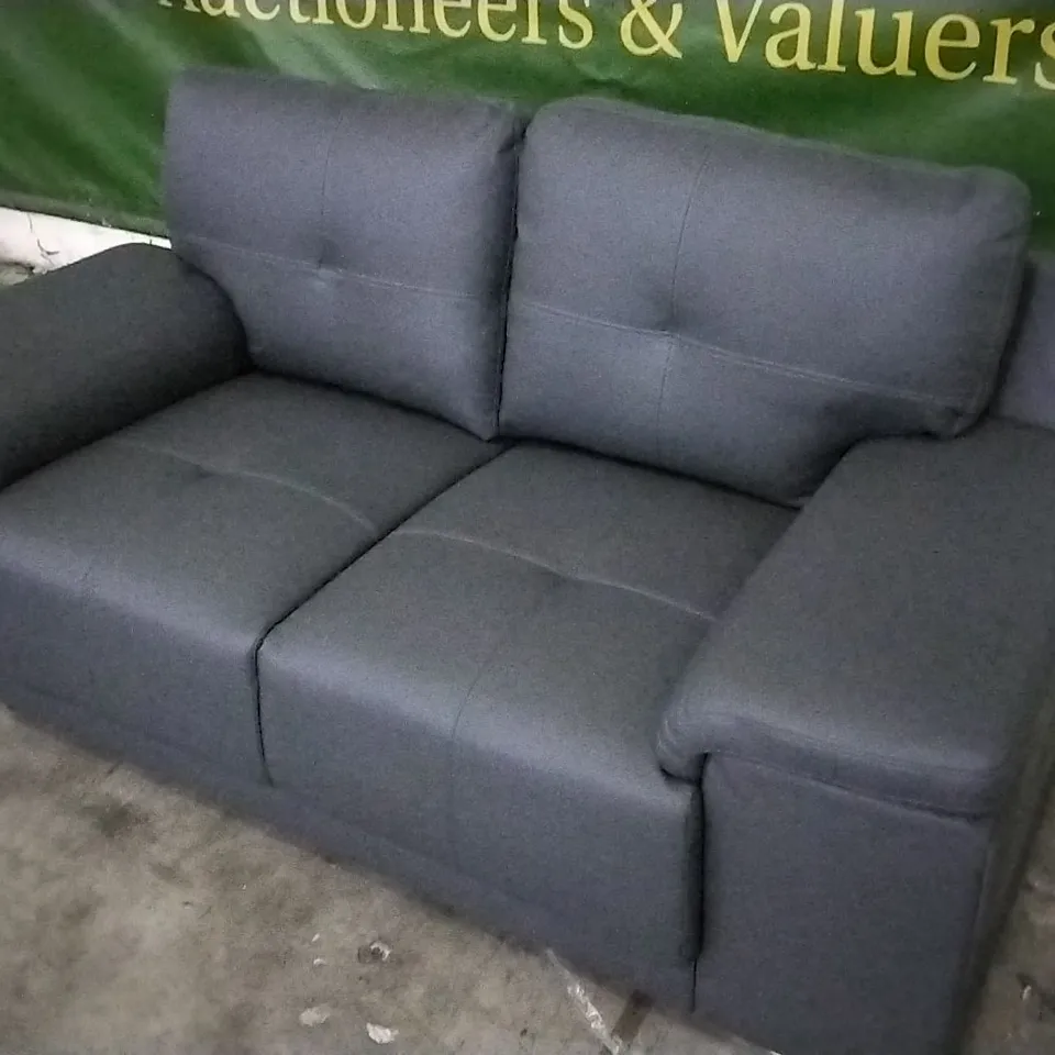 DESIGNER LIGHT GREY LEATHER 2 SEATER SOFA 