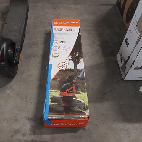 BOXED YARD FORCE 20V CORDLESS GRASS TRIMMER 