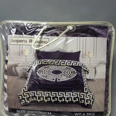 IMPERO ROMANO DUVET FOR 200 X 240CM BED 