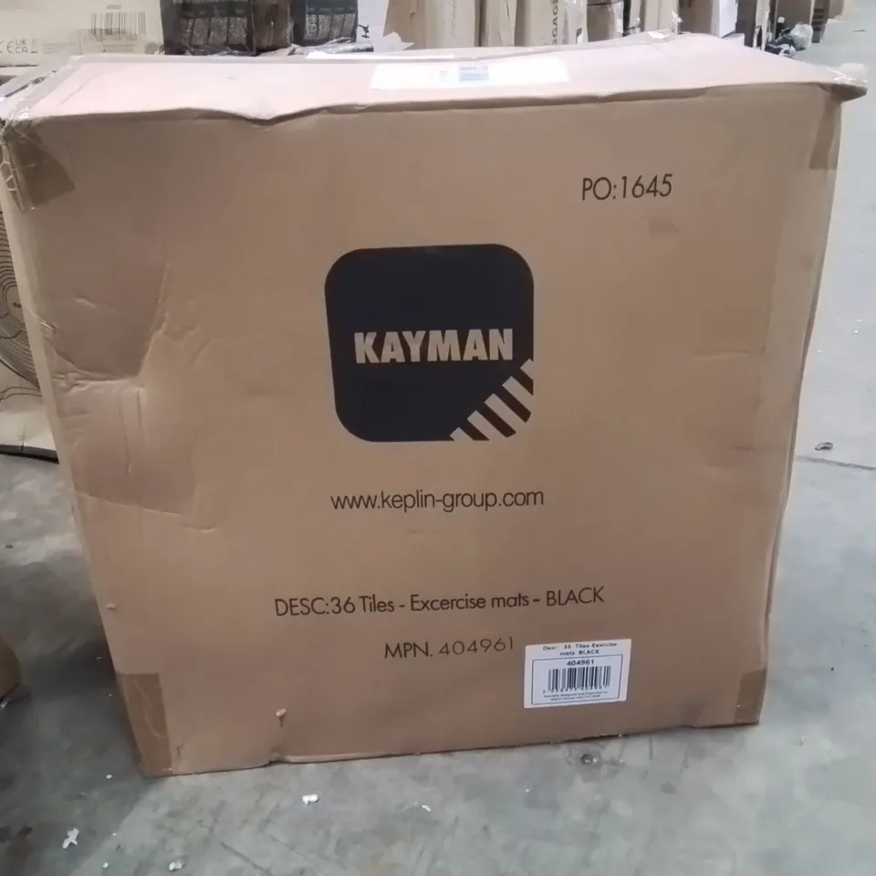 BOX CONTAINING APPROXIMATELY 36 EXERCISE FOAM TILES -BLACK-