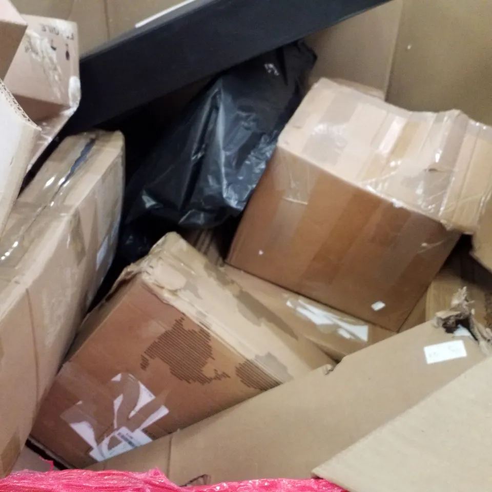 PALLET OF ASSORTED PRODUCTS INCLUDING TOILET SAFETY RAIL, 3-IN-1 BREAKFAST MAKER, ELECTRIC POTATO PEELER, WORLD MAP, ROUND RECTANGLE MIRROR