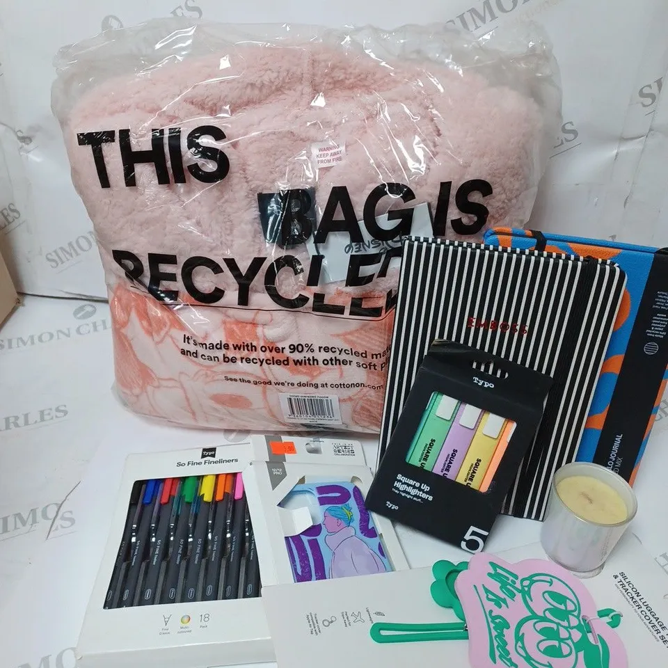 APPROXIMATELY 7 COTTON ON ITEMS INCLUDING DISNEY MICKEY MOUSE THROW, 2 NOTEBOOKS, CANDLES, HIGHLIGHTER SET