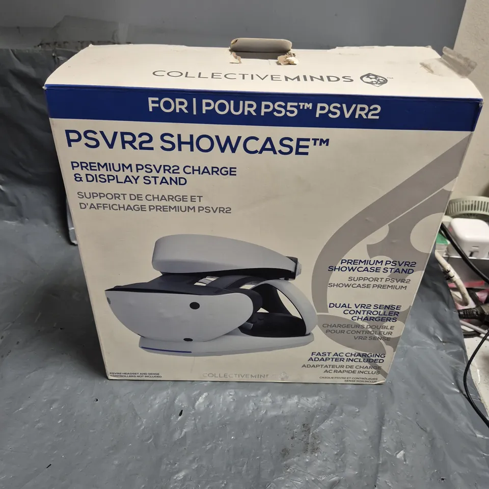 BOXED COLLECTIVE MINDS PSVR2 SHOWCASE PREMIUM PSVR2 CHARGE AND DISPLAY STAND