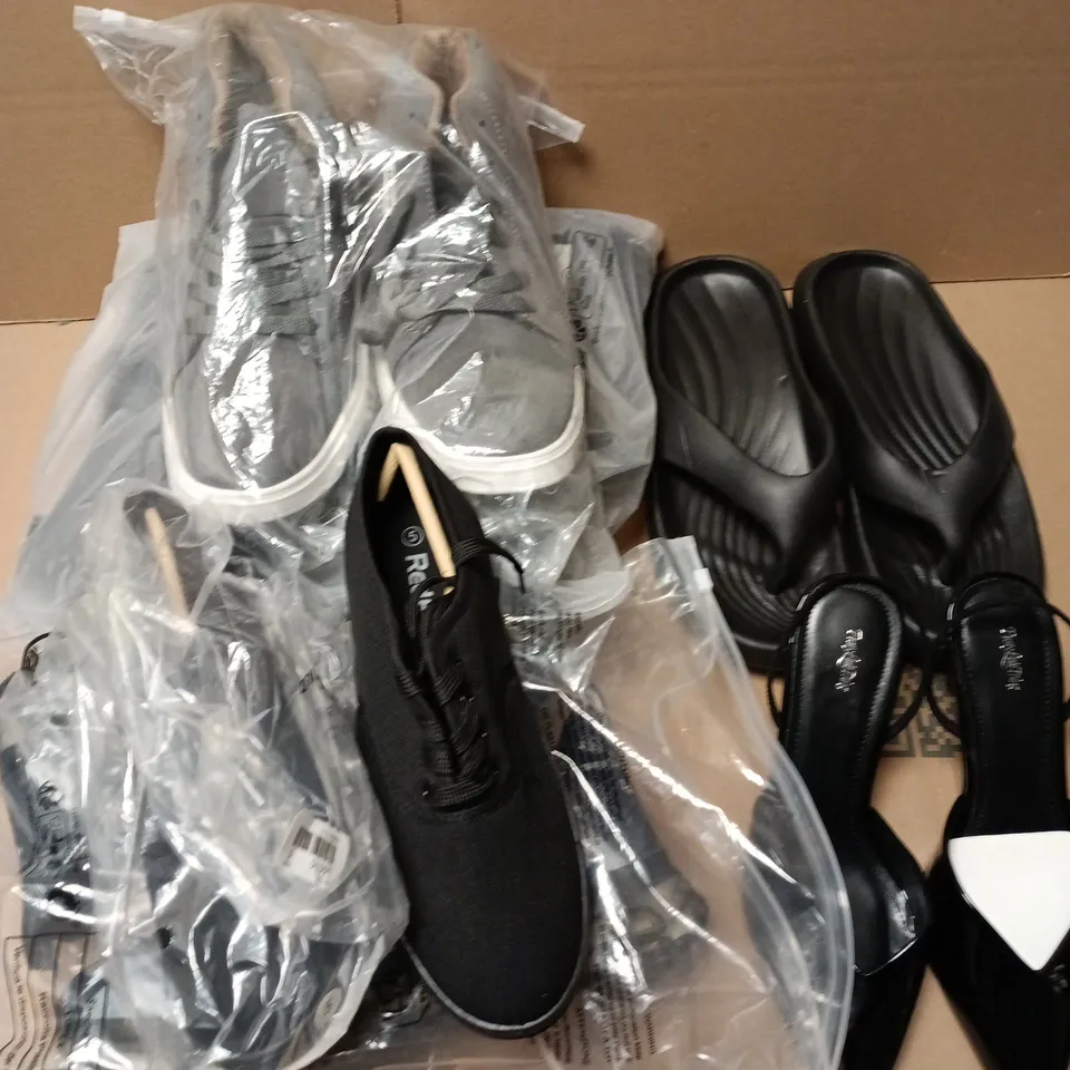 APPROXIMATELY 15 ASSORTED PAIRS OF SHOES AND FOOTWEAR ITEMS IN VARIOUS STYLES AND SIZES TO INCLUDE FASHION, PRETTY LITTLE THING, REDFISH, ETC