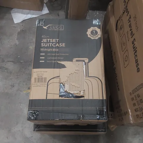 BOXED LUGG JETSET TRAVEL SUITCASE 