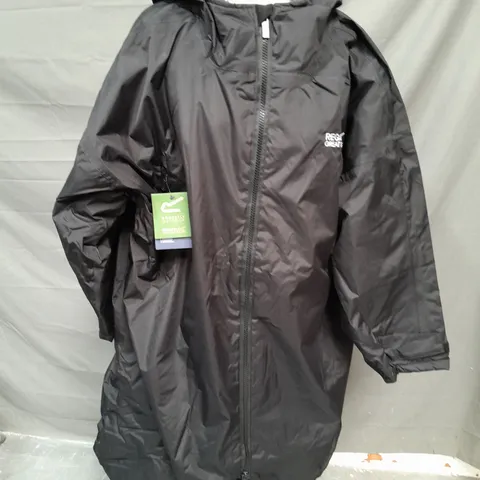 REGATTA ADULT WATERPROOF ROBE - UK S/M