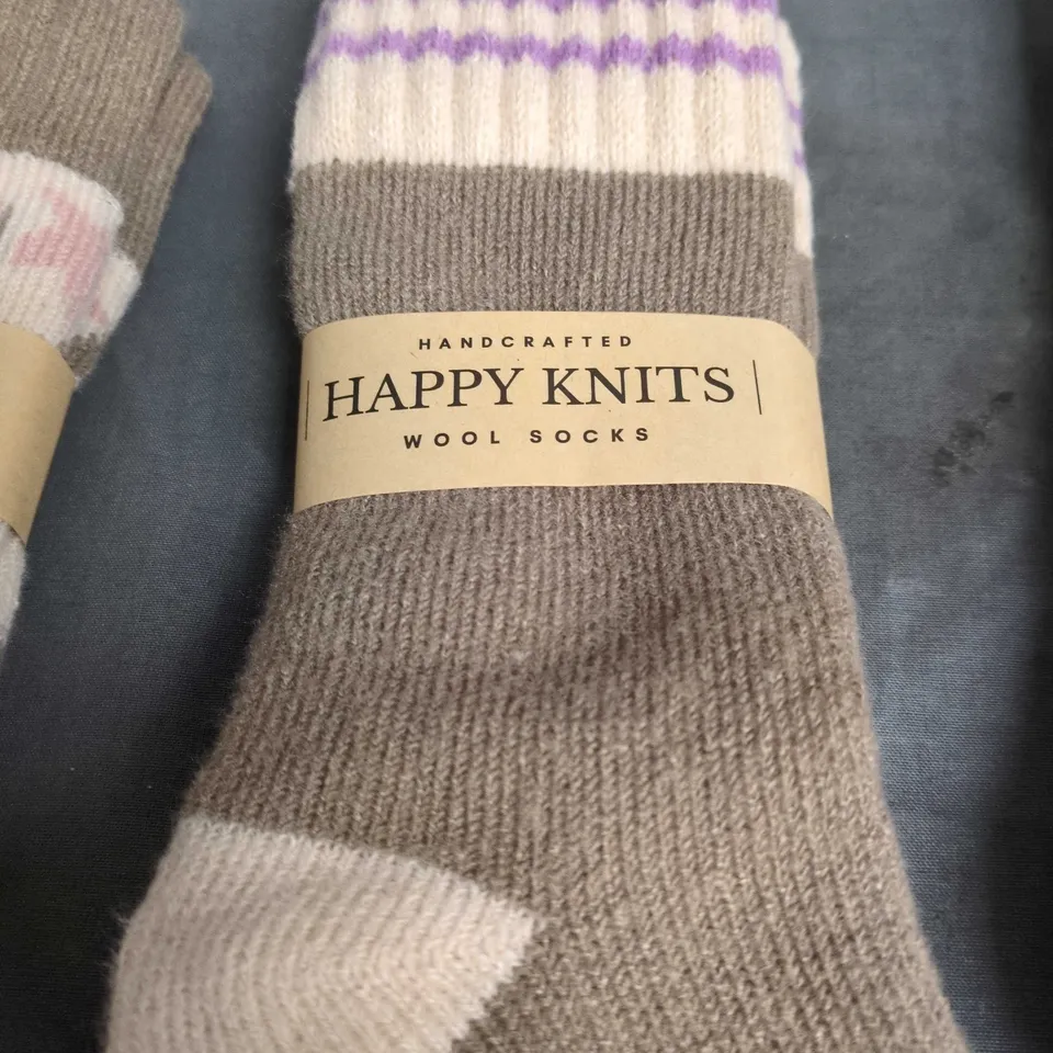 HAPPY KNITS WOOL SOCKS – SET OF 3 PAIRS IN ASSORTED PATTERNS AND COLOURS