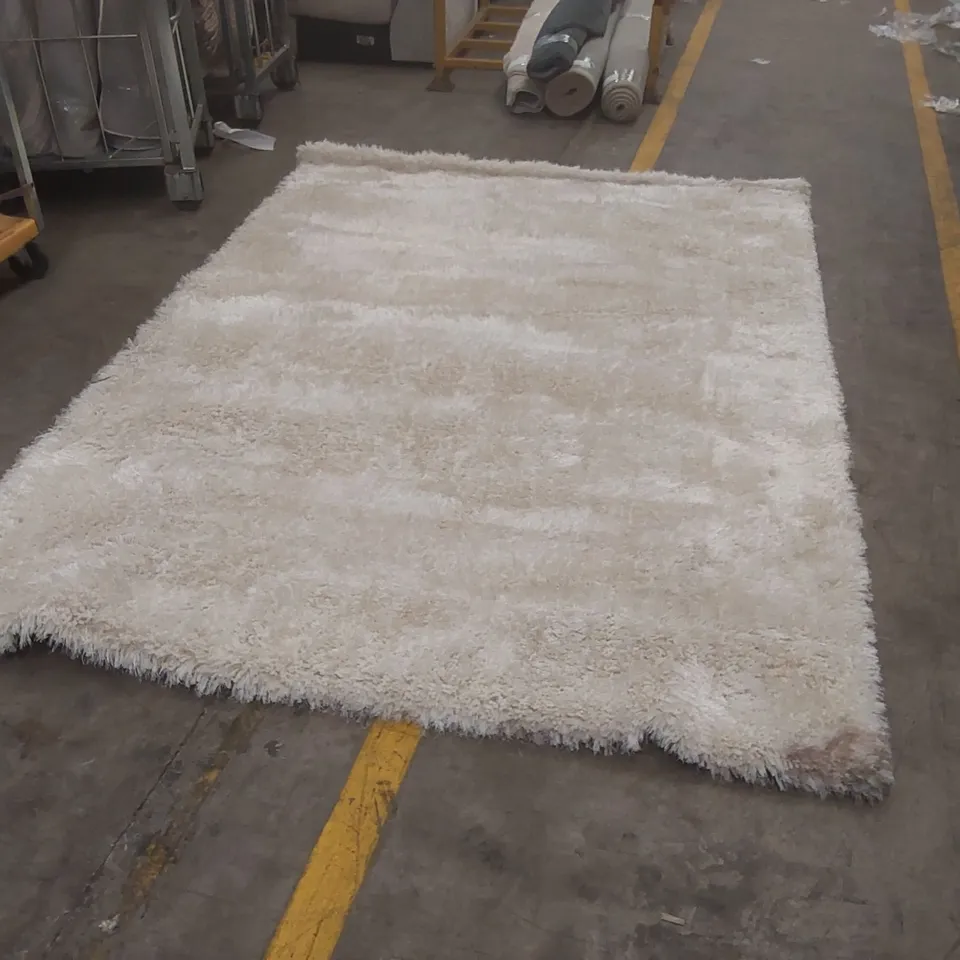 QUALITY DESIGNER AREA RUG - APPROXIMATELY 285 x 200cm