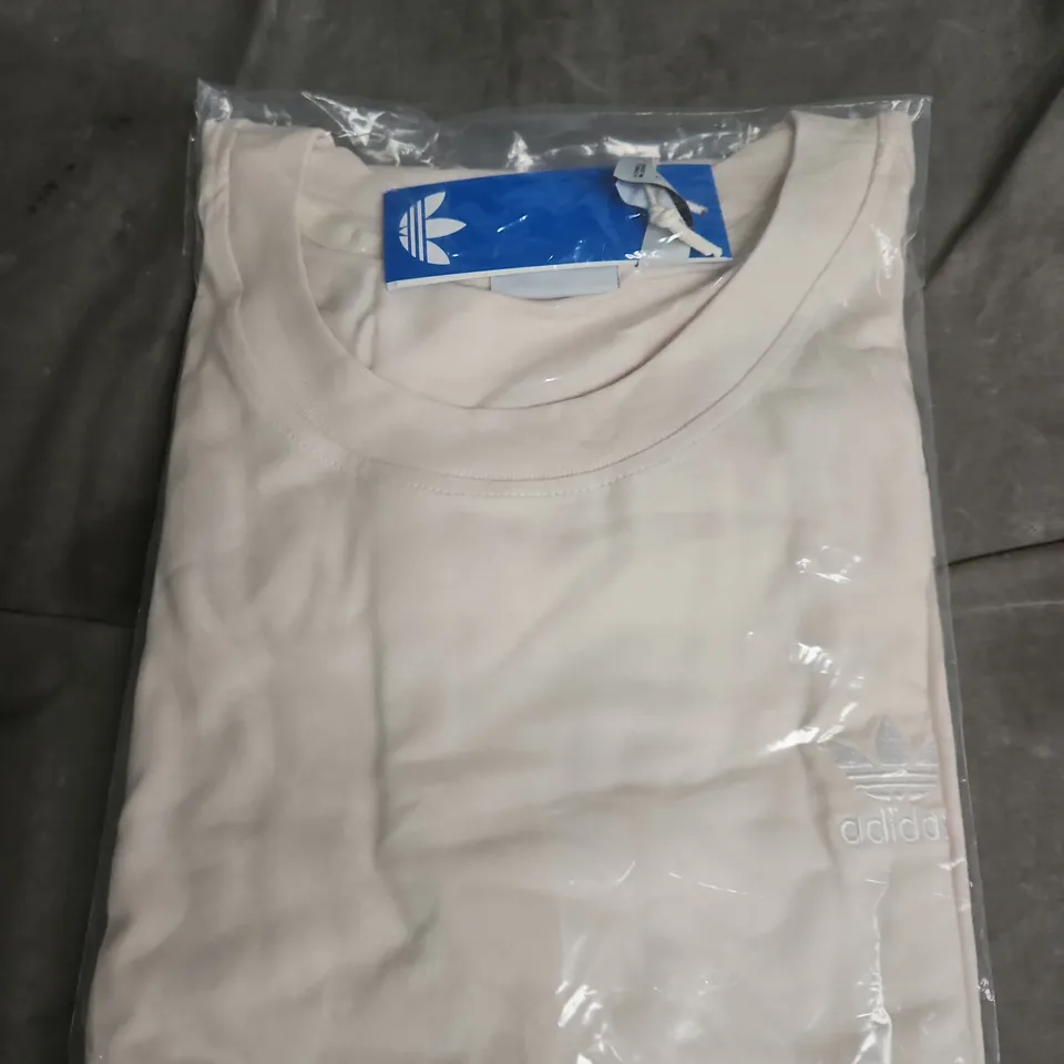 ADIDAS ESSENTIALS TEE – UK SIZE L