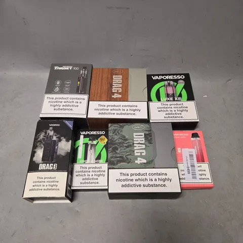 APPROXIMATELY 20 VAPES & E-CIGARETTES TO INCLUDE VAPORESSO, VOOPOO ETC