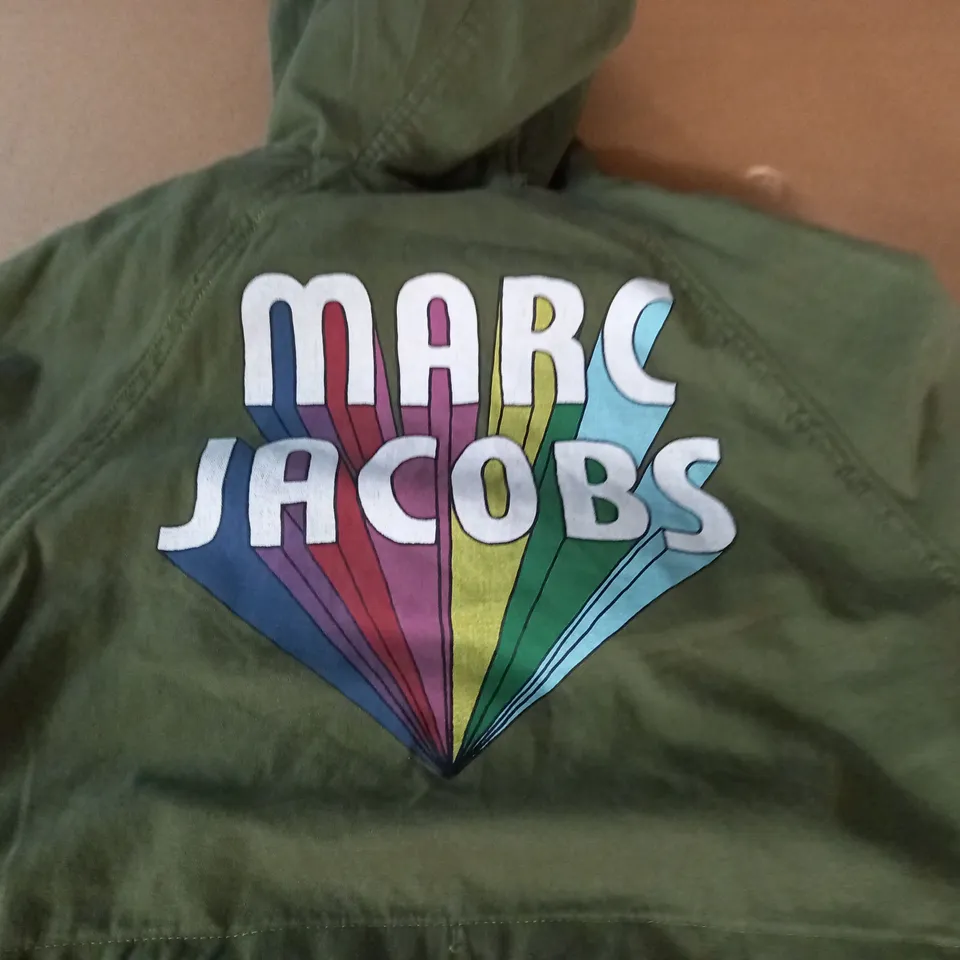 LITTLE MARC JACOBS GREEN COAT - 8/126