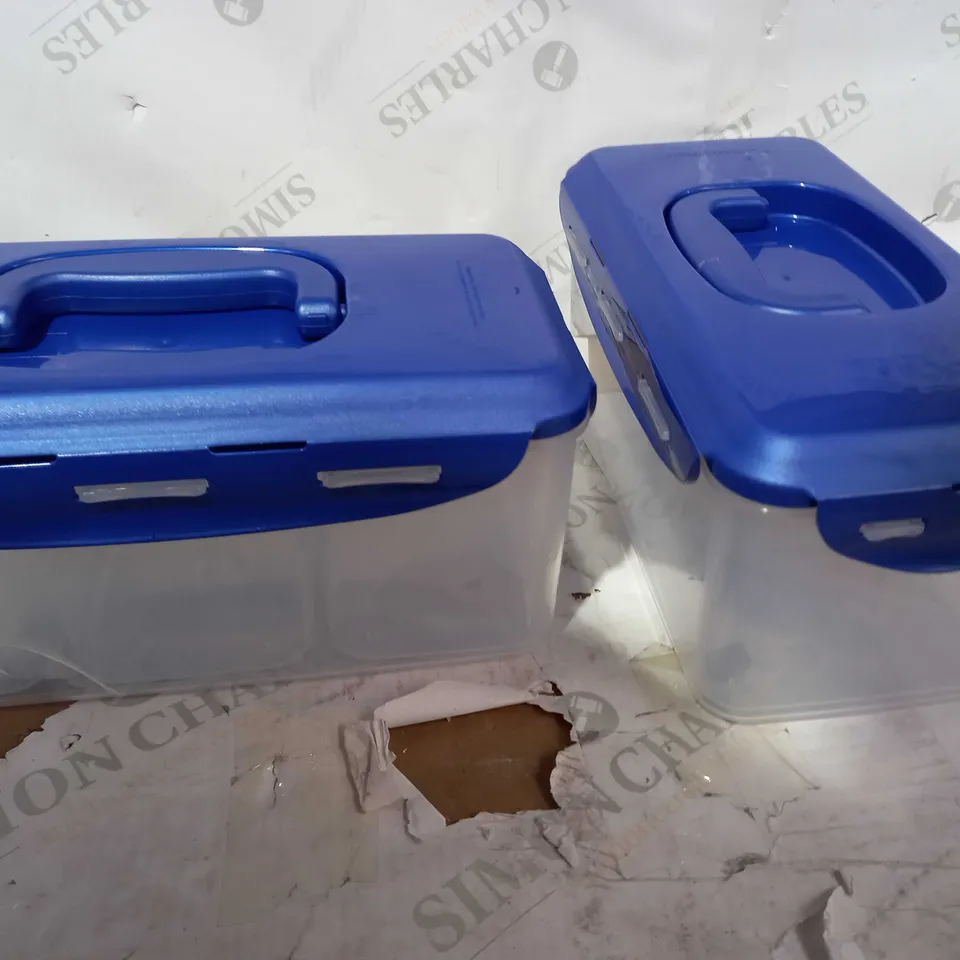 2 LOCK & LOCK COLBOLT PLASTIC CONTAINERS