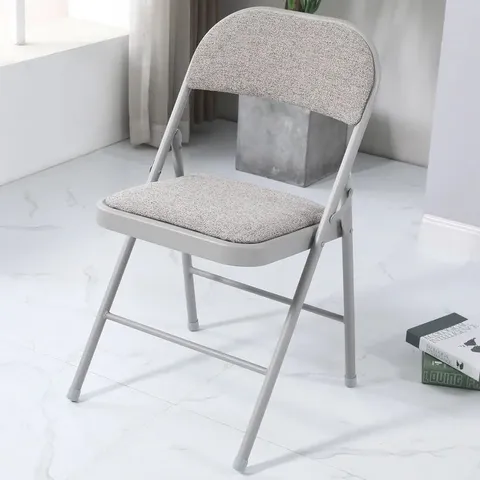 BOXED CARDER FOLDING CHAIR