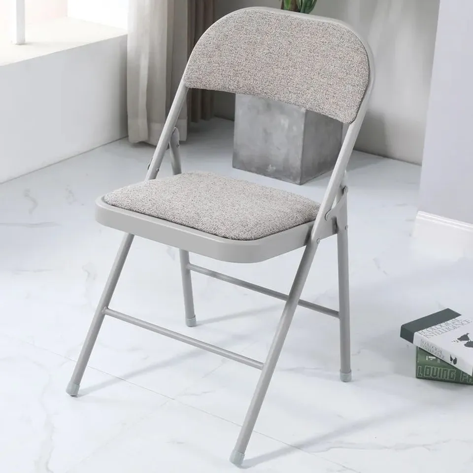 BOXED CARDER FOLDING CHAIR
