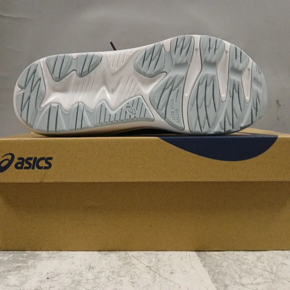 BOXED PAIR OF ASICS KID'S JOLT 4 GS SHOES IN DEEP MAUVE/CHAMPAGNE SIZE UK 2