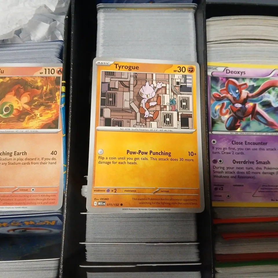 LOT OF ASSORTED UNPACKAGED POKEMON CARDS