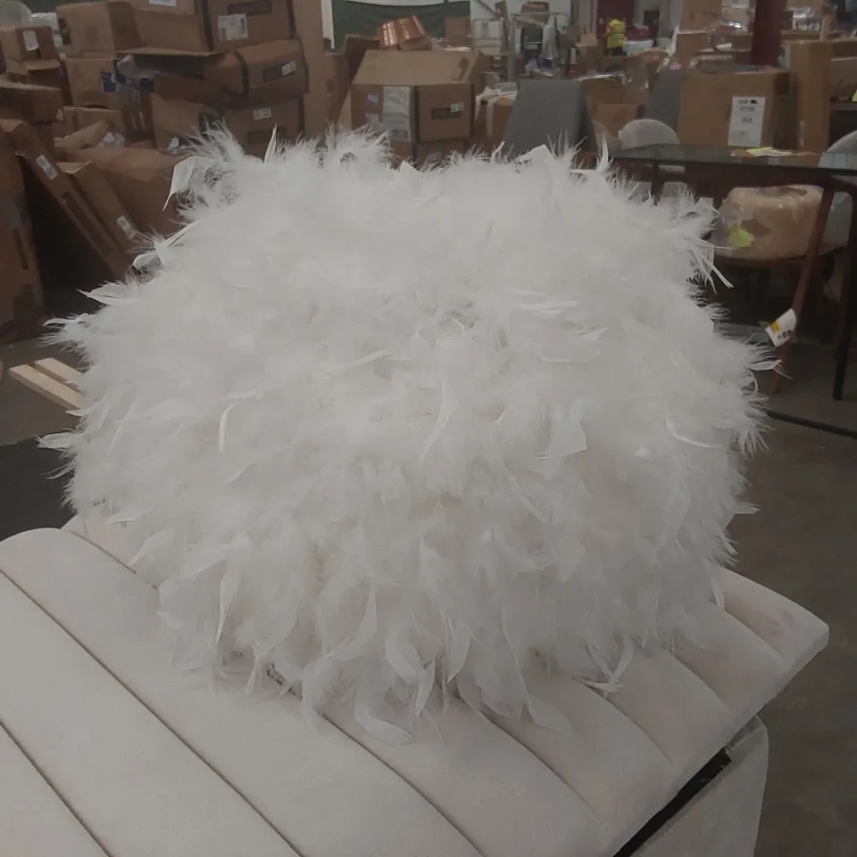 50CM FEATHER NOVELTY PENDANT SHADE