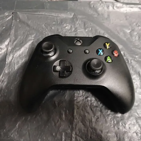 MICROSOFT XBOX WIRELESS CONTROLLER – BLACK (MODEL 1708)